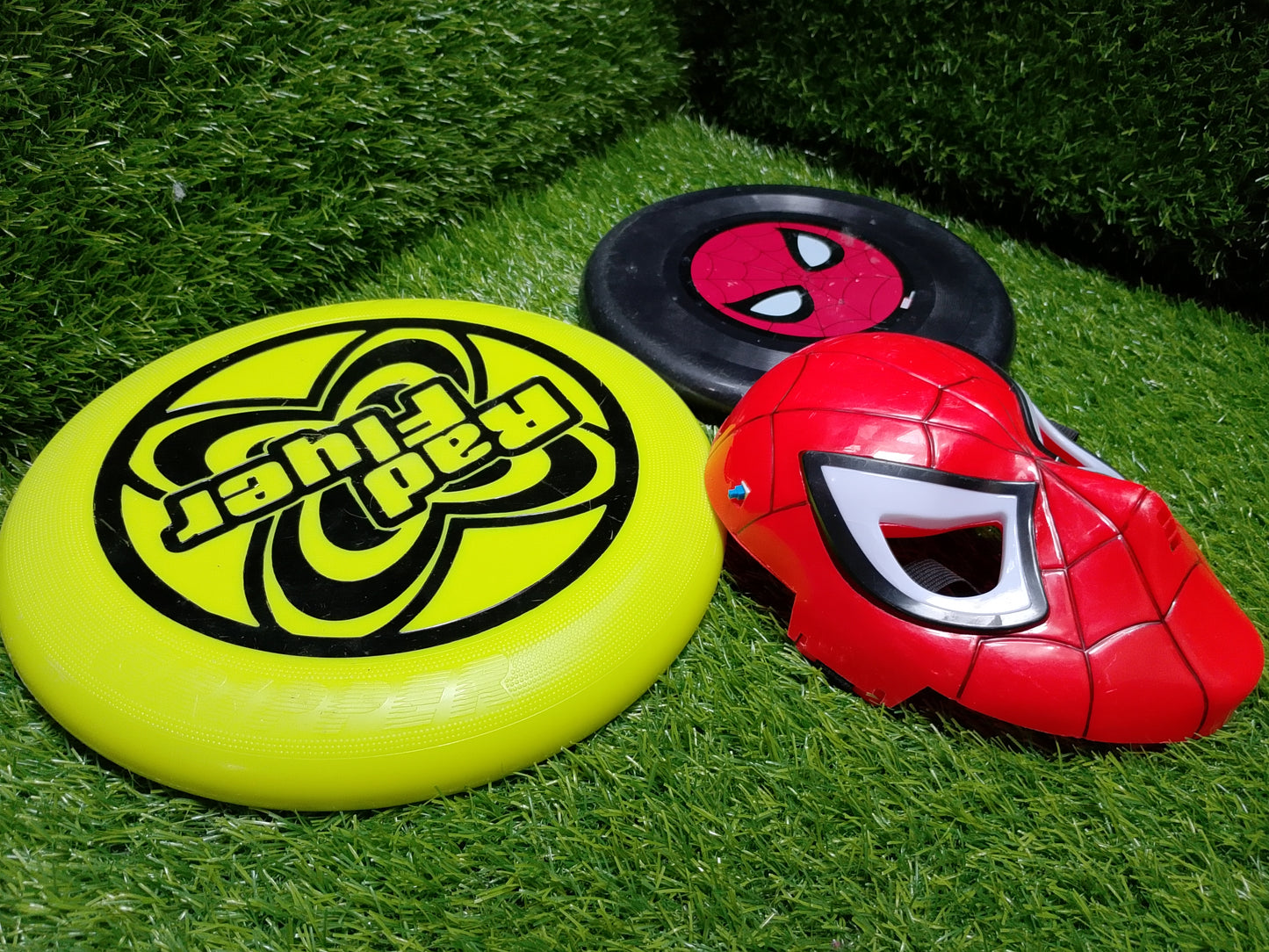 Rad Flyer & Spiderman Frisbees with spiderman mask, American used preloved toys