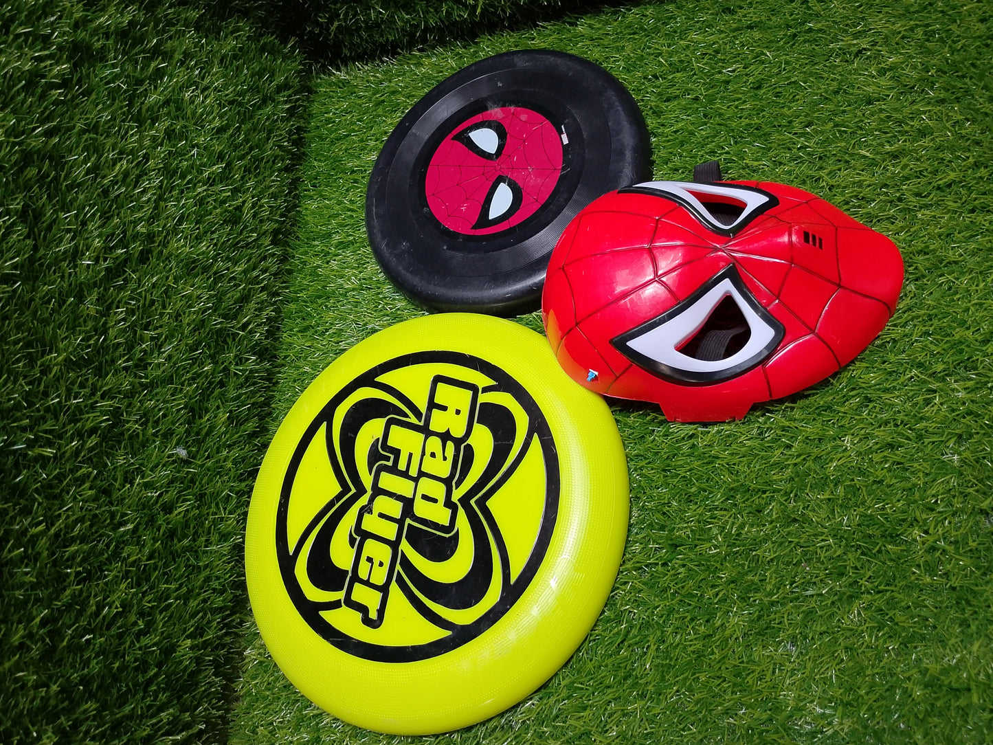 Rad Flyer & Spiderman Frisbees with spiderman mask, American used preloved toys