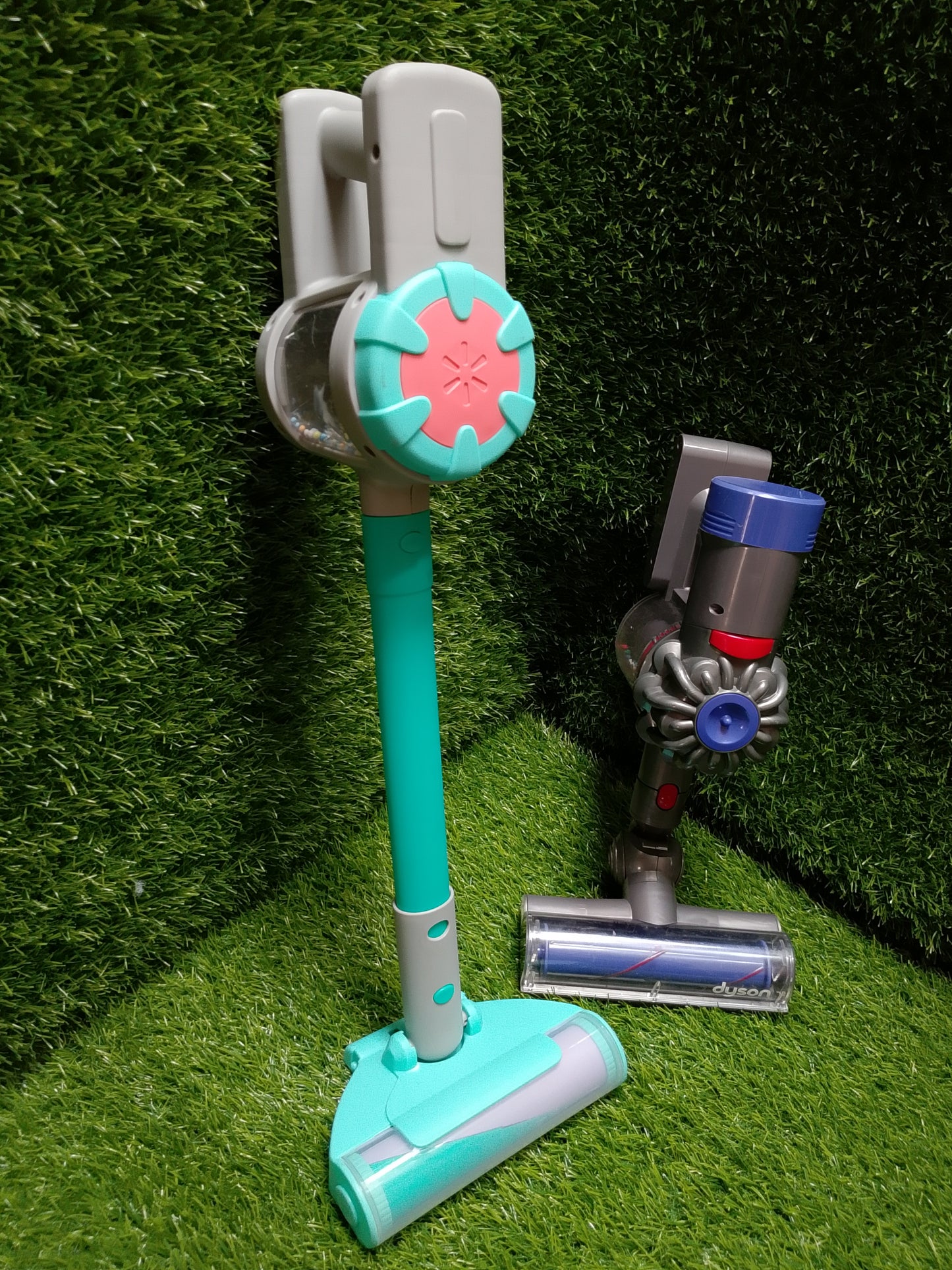 Set of 2, play vacuum cleaner, American used toys