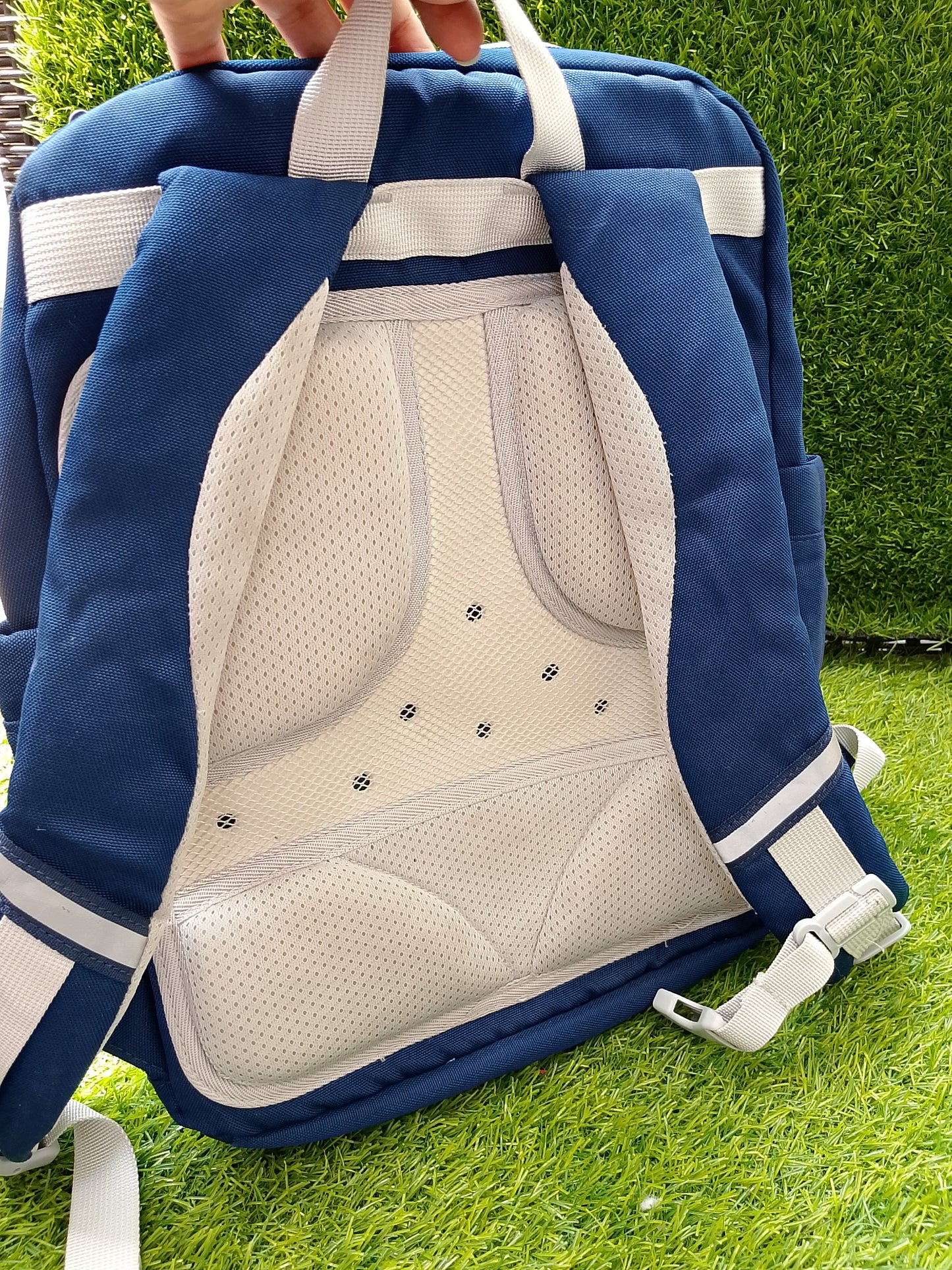 Large capacity ultra-light large school bag