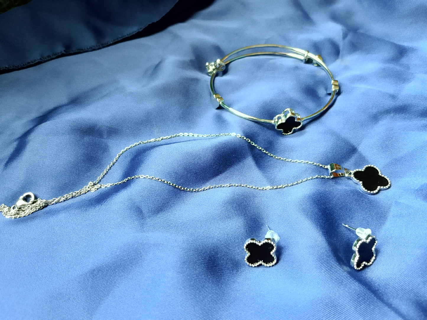 Lucky Clover 3-Piece Jewelry Set: Necklace, Bracelet, & Studs