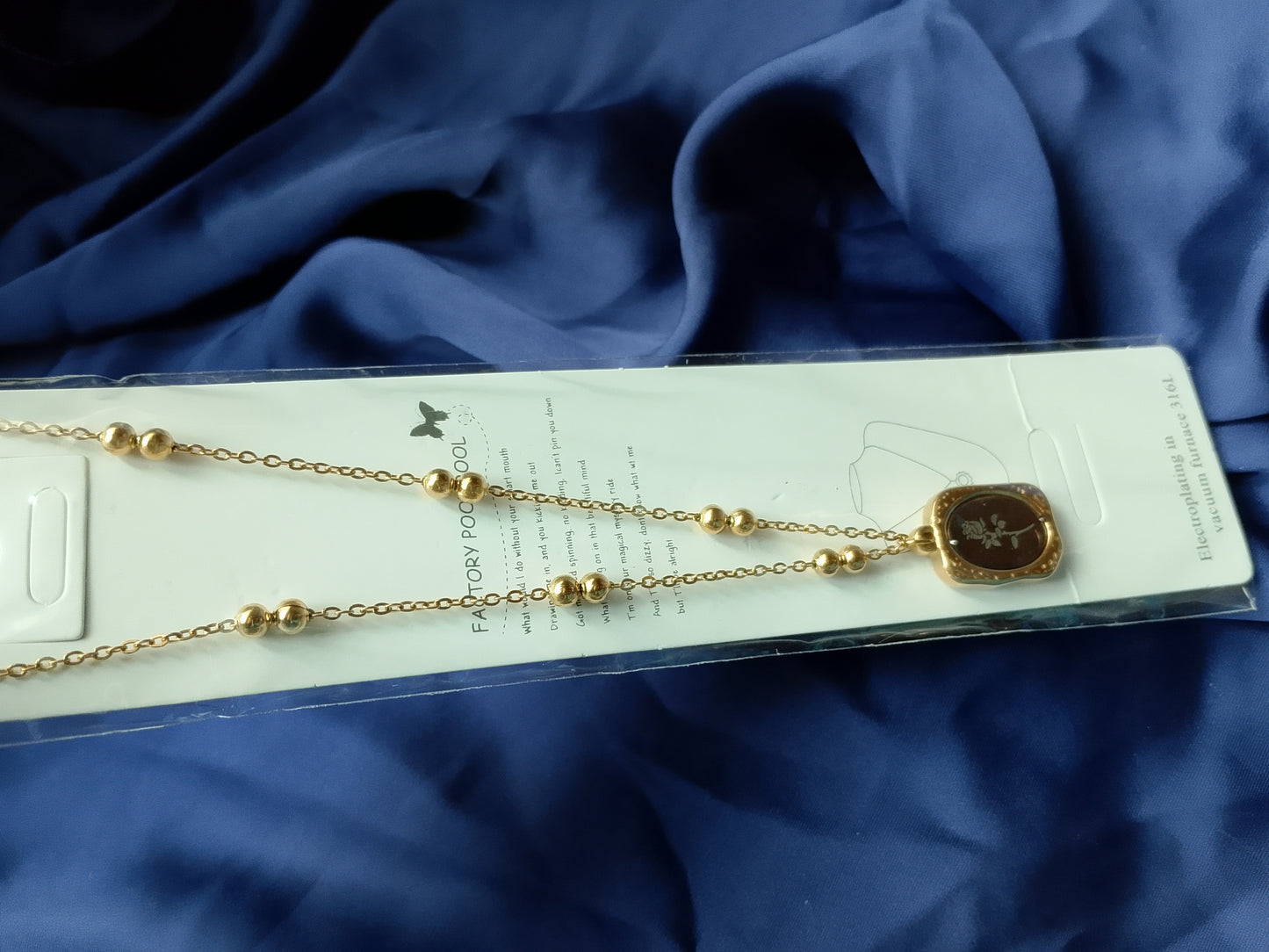 Vintage Rose Pendant Necklace