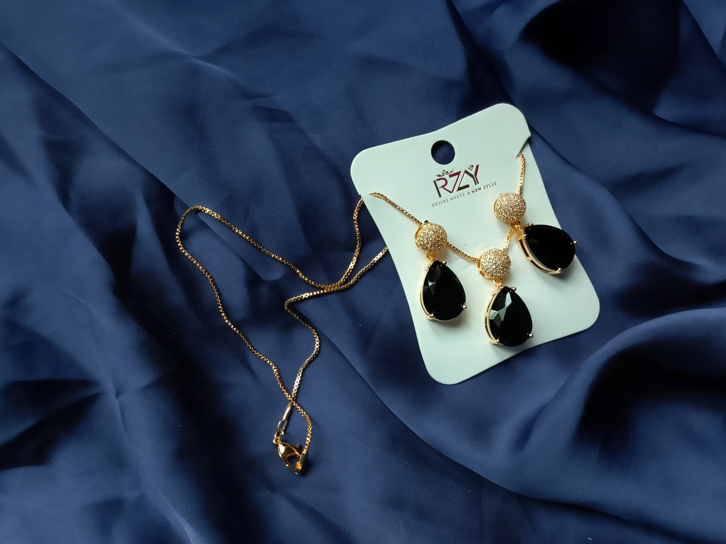 Elegant Pavé & Teardrop Stone Necklace and Dangle Earring Set