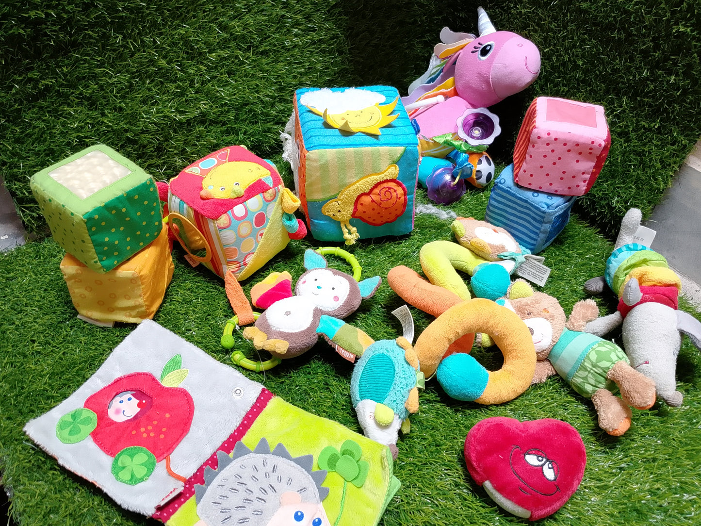 10 pcs of Preloved stuffed toys
