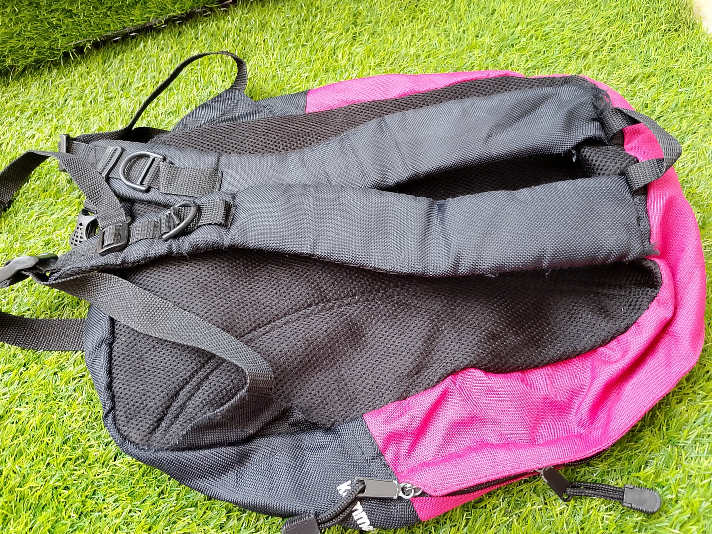 Sonoma | Bags | Sonoma Pink And Black Backpack