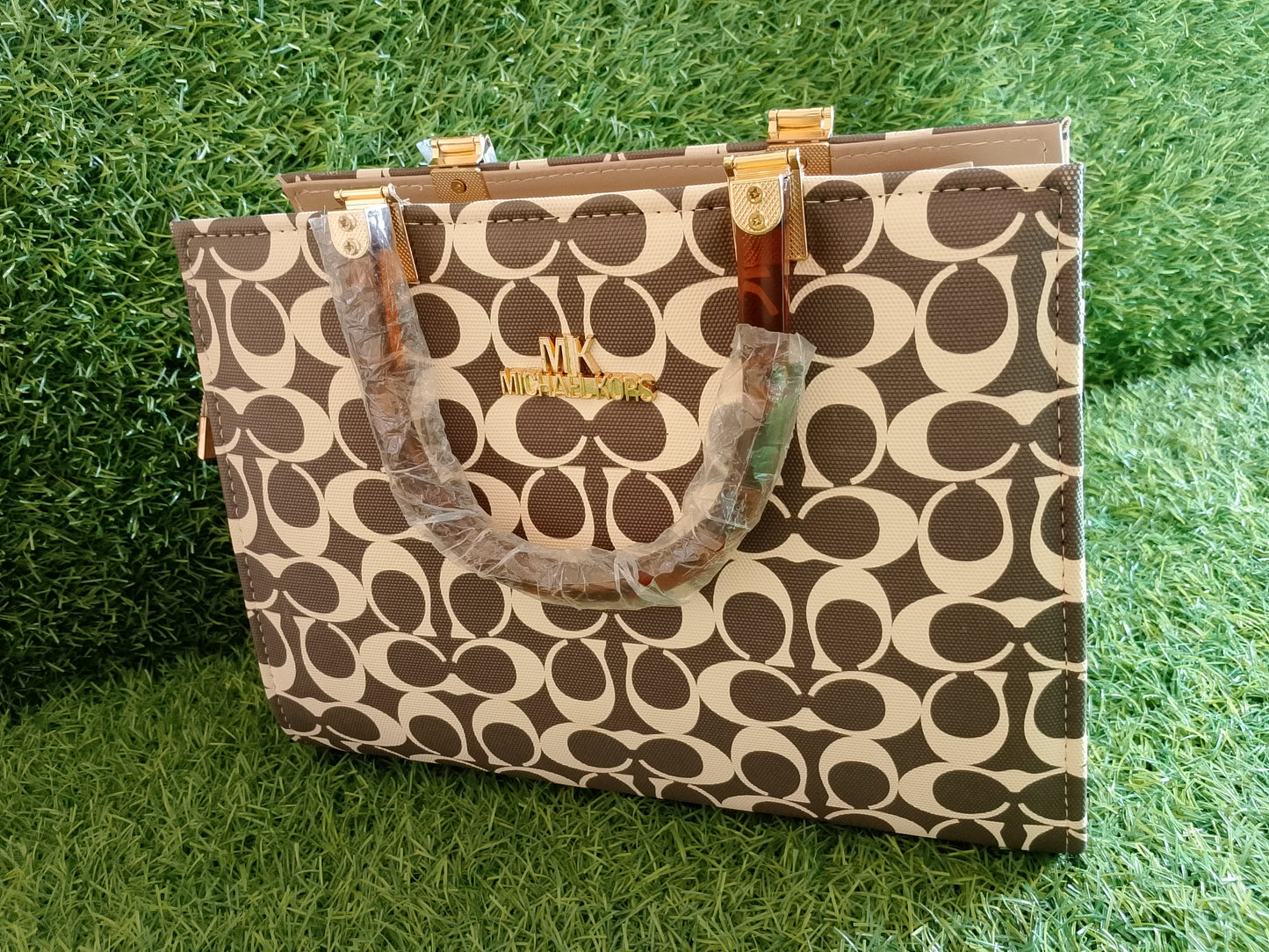 Iconic Signature Handbag