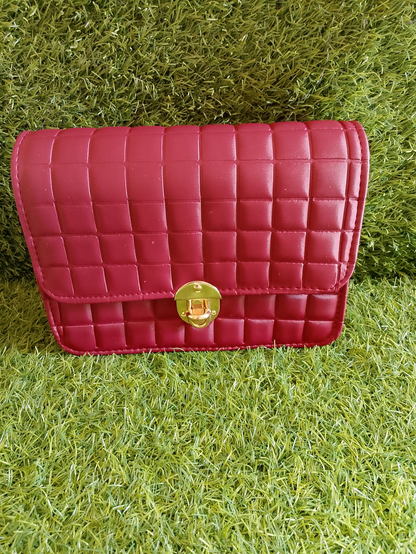 Elegant Quilted Handbag