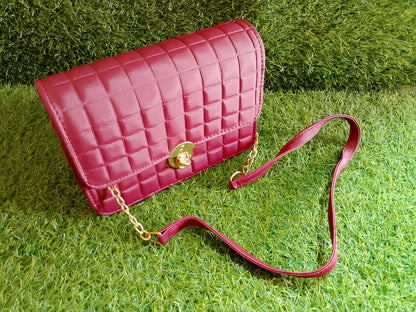 Elegant Quilted Handbag
