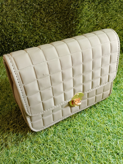 Elegant Quilted Handbag
