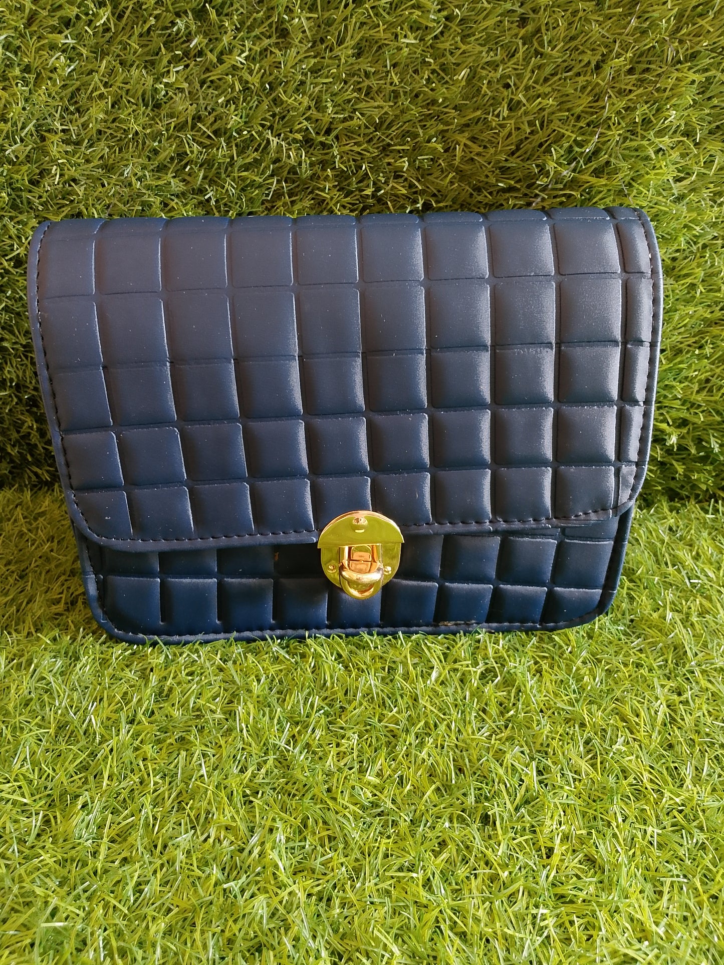 Elegant Quilted Handbag