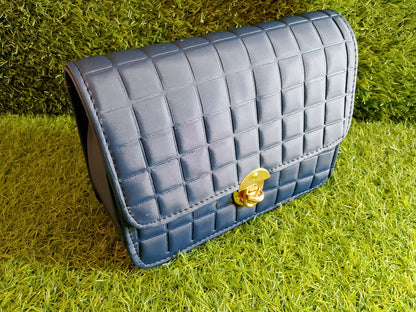 Elegant Quilted Handbag