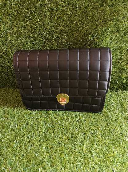 Elegant Quilted Handbag