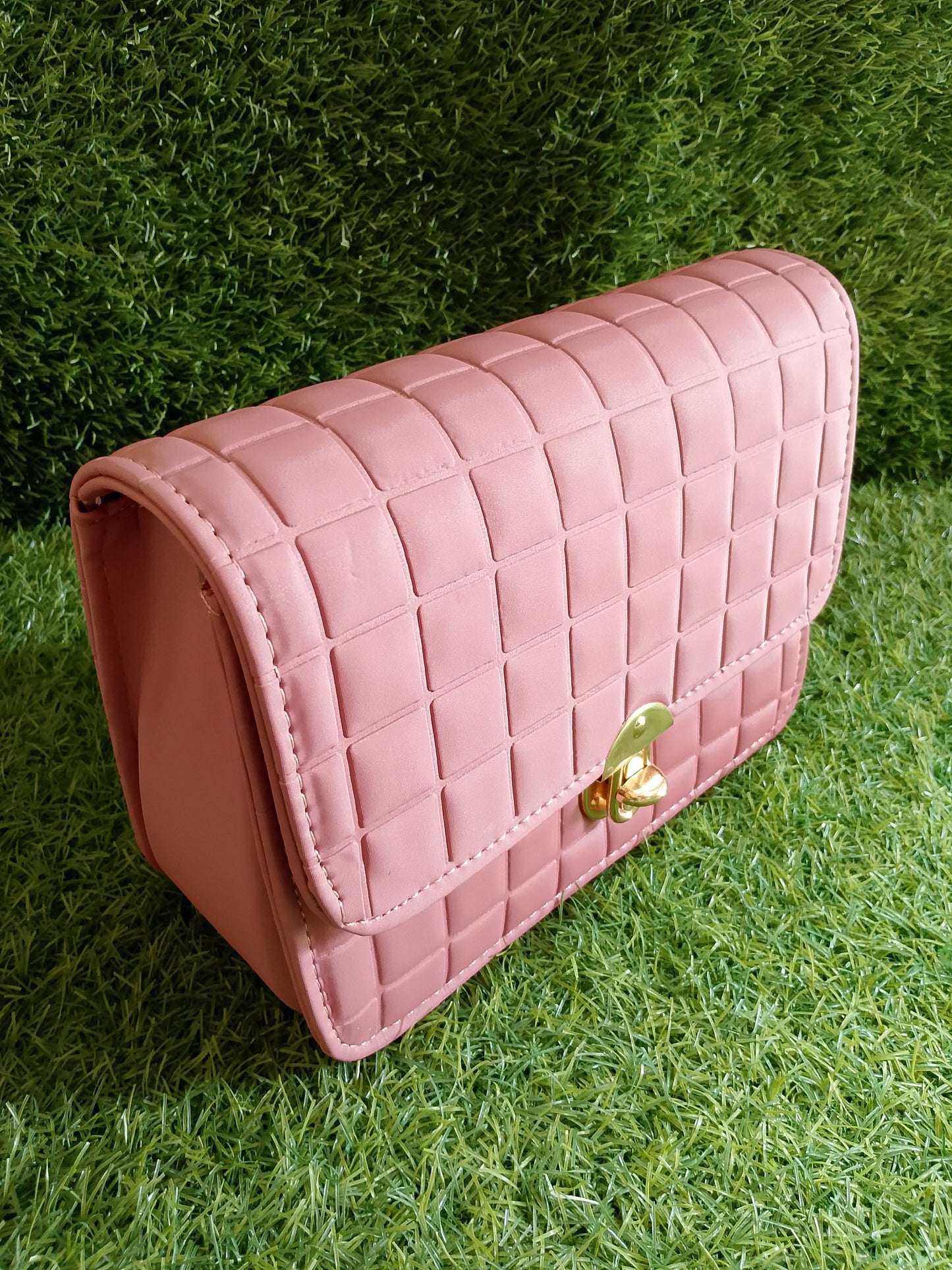 Elegant Quilted Handbag