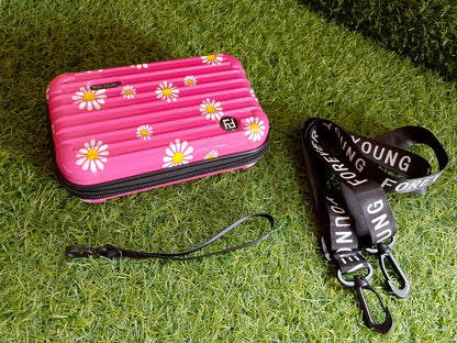 Sunny Daisy Clutch