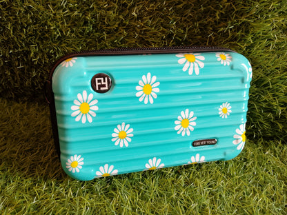 Sunny Daisy Clutch