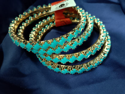 High-Impact Zigzag Texture Statement Bangle Set