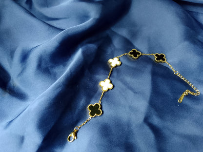 The Fortune Clover Bracelet - Black and White Inlay