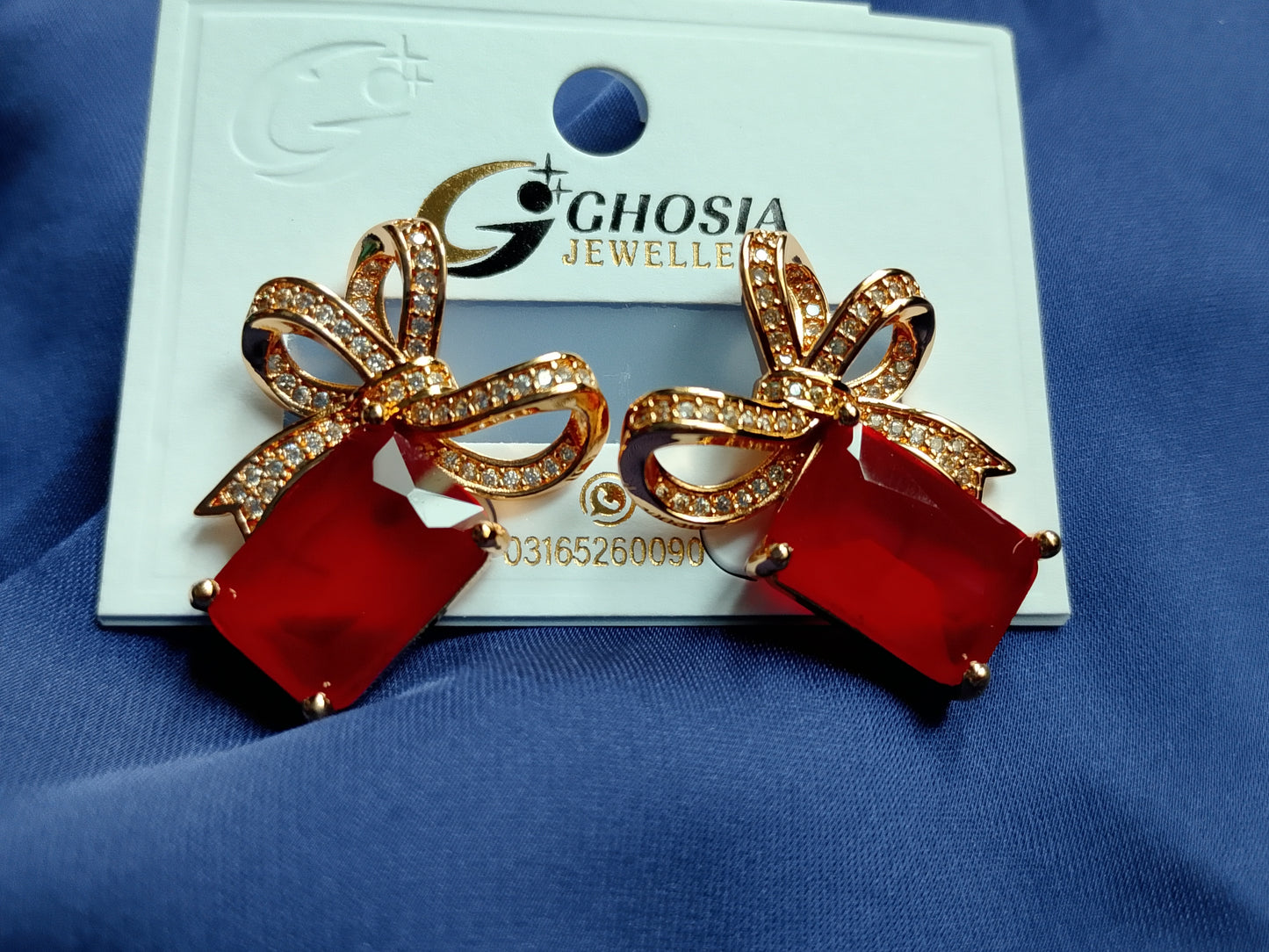 Elegant Bowknot Earrings with a Dazzling Stone