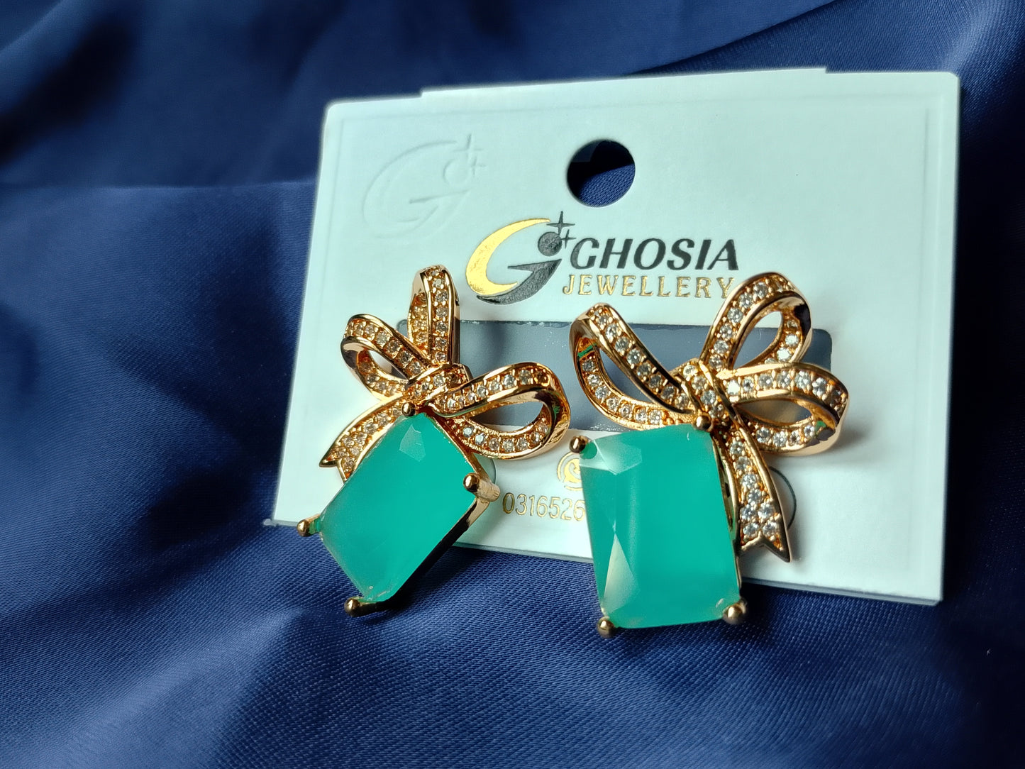 Elegant Bowknot Earrings with a Dazzling Stone