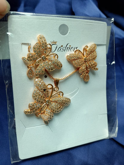 Dazzling Butterfly Sparkle Necklace & Earrings Set