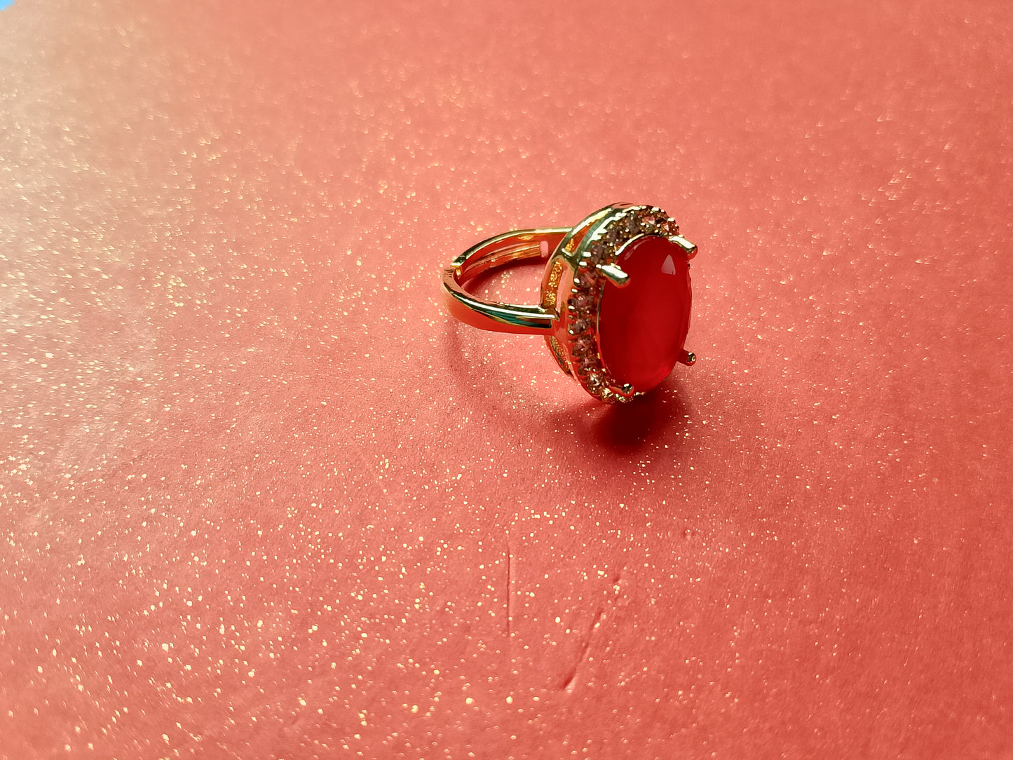 Elegant Gold-Plated Ring with a Dazzling Oval Gemstone