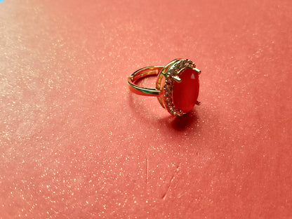 Elegant Gold-Plated Ring with a Dazzling Oval Gemstone