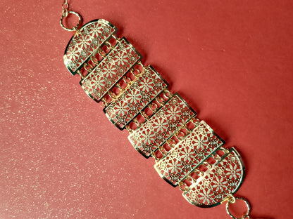Intricate Floral Pattern Bracelet