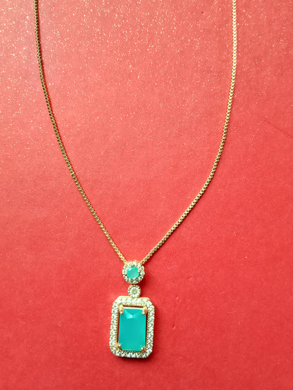 Elegant Emerald Pendant Necklace