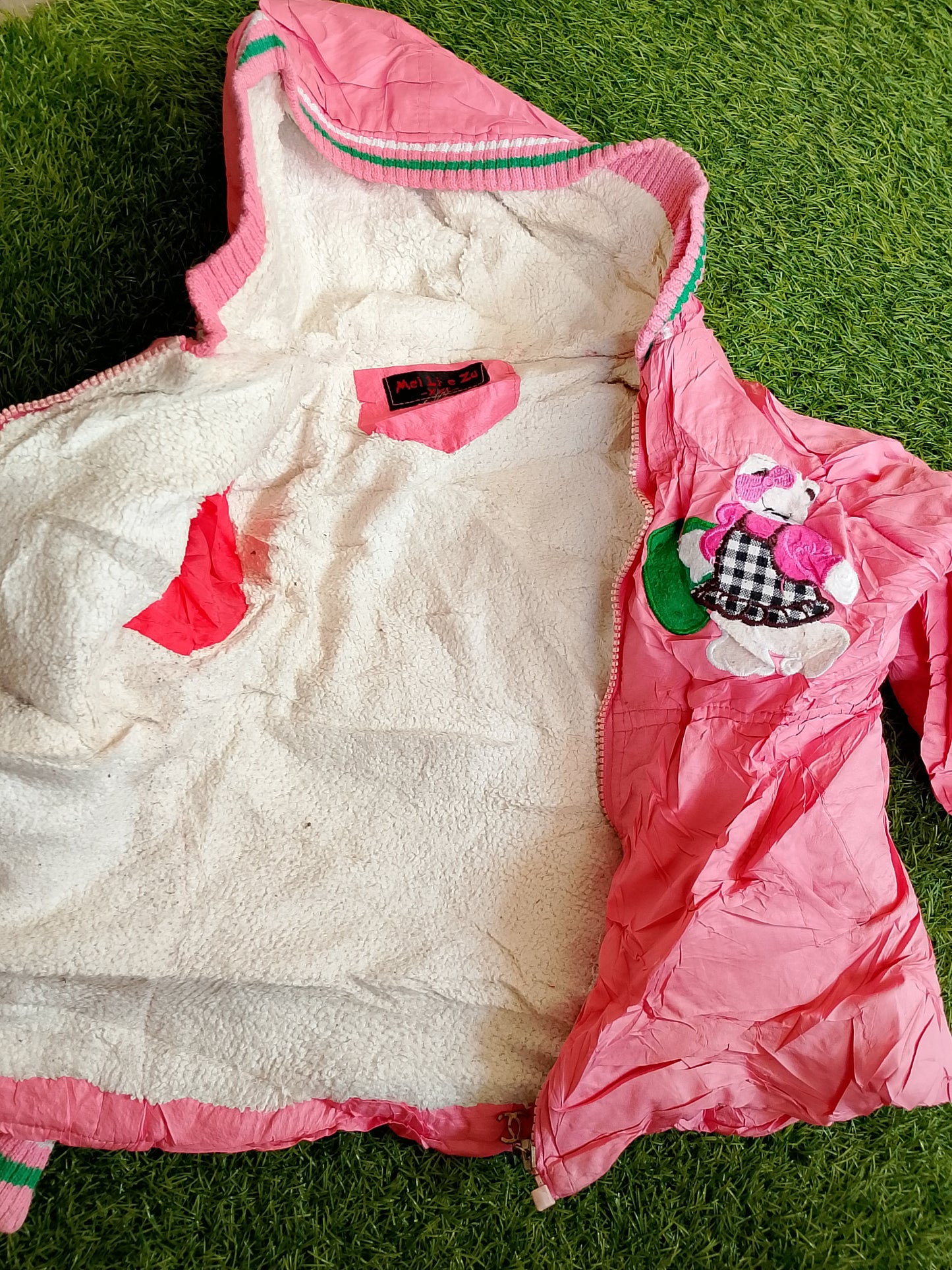 Pinky puffer, winter girls